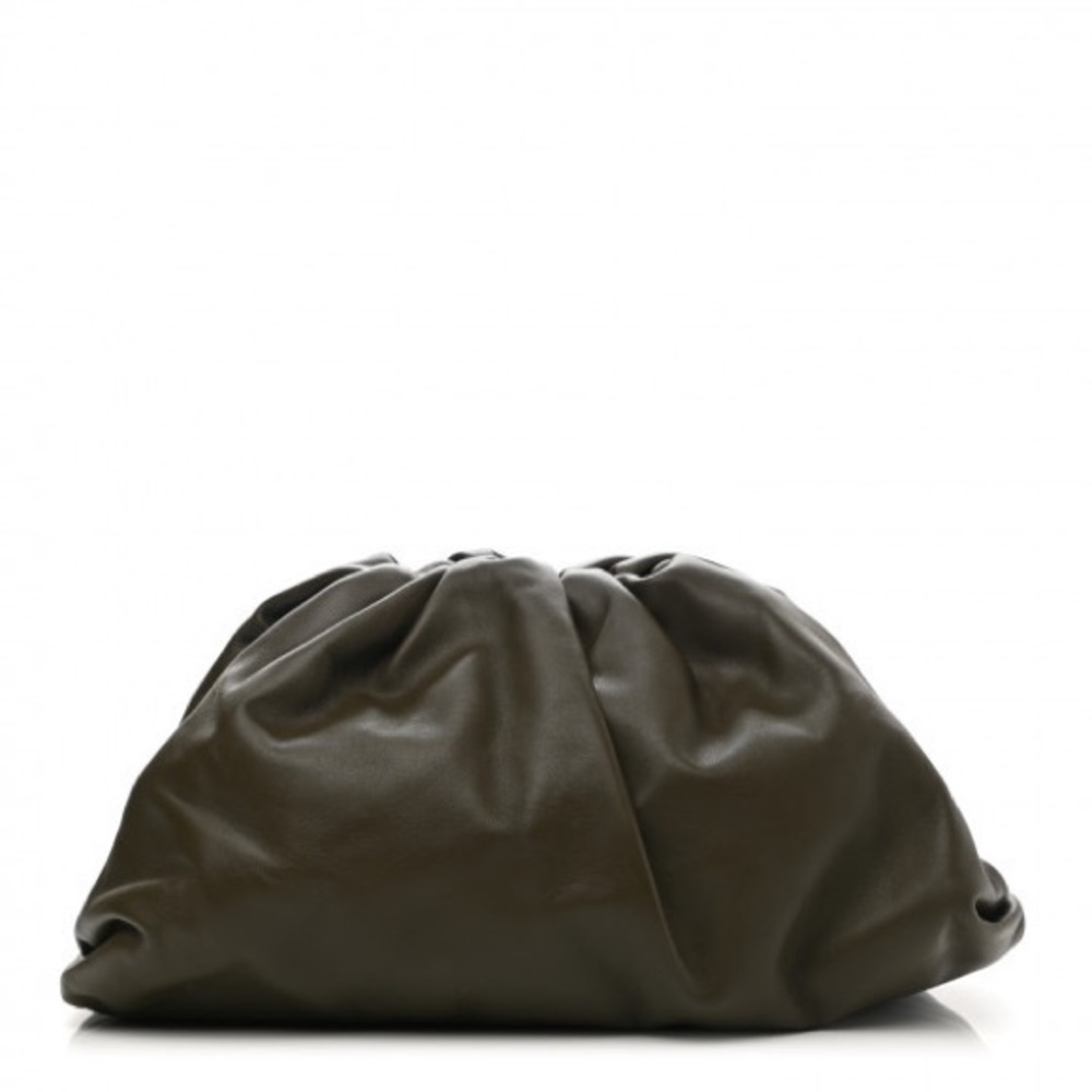 BOTTEGA VENETA The Pouch Oversized Clutch Kaki Fondent